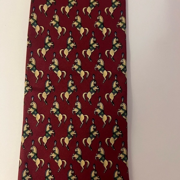 Brooks Brothers Red Patterned Men's Tie - Picture 4 of 7